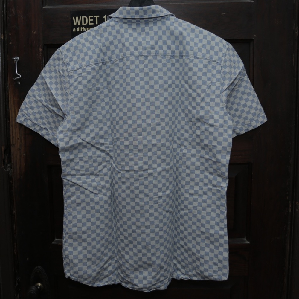 Vans Short Sleeve Button Up - image 4
